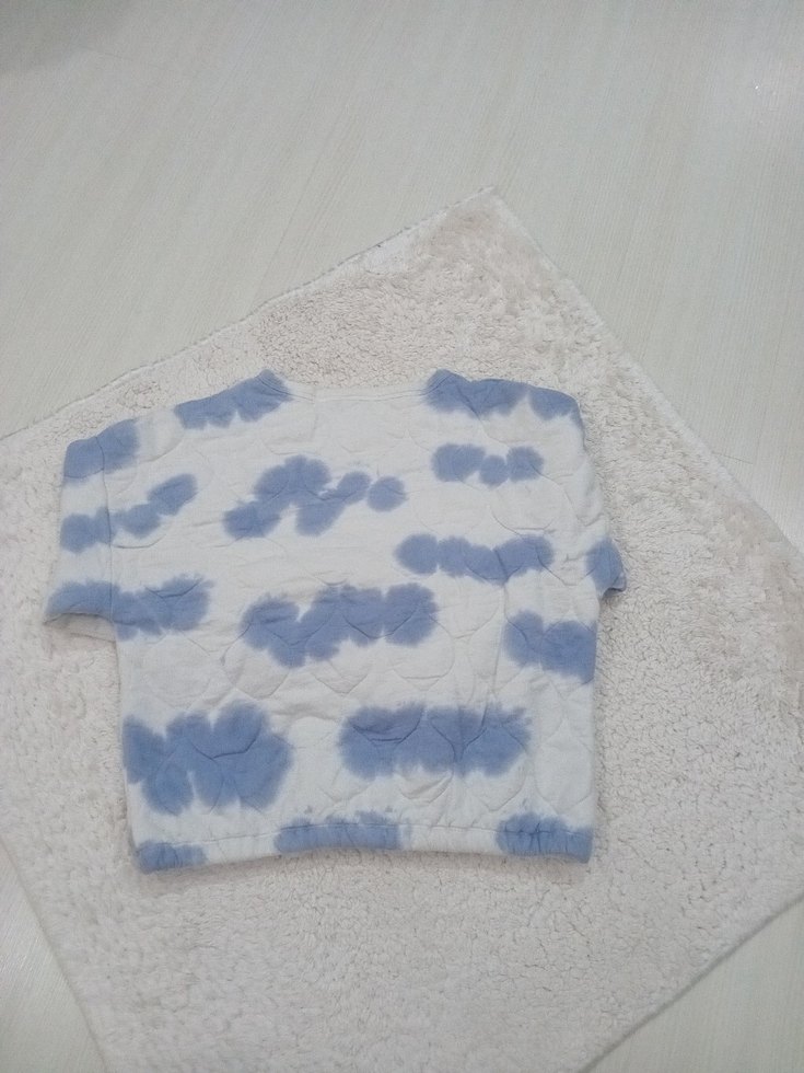 Kadın Mavi Batik Desenli Peluş Sweatshirt - Görsel 5