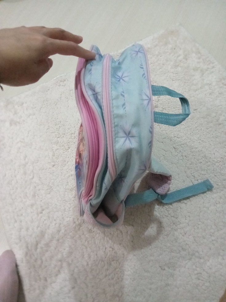 Pastel Renkli Frozen Okul Çantası - Görsel 3