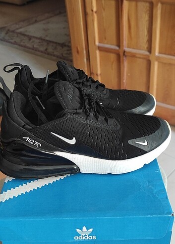 36,5 Beden siyah Renk Orijinal Nike Air Max 270 