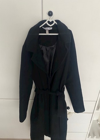 Siyah Uzun Yün Kadın Kaban - Görsel 4