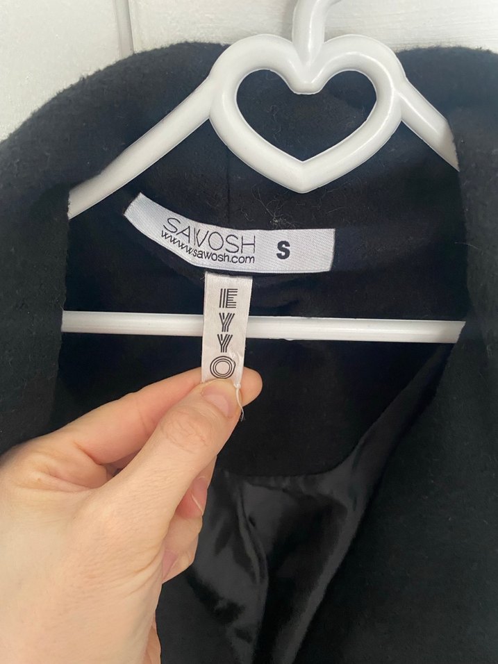 Siyah Uzun Yün Kadın Kaban - Görsel 5