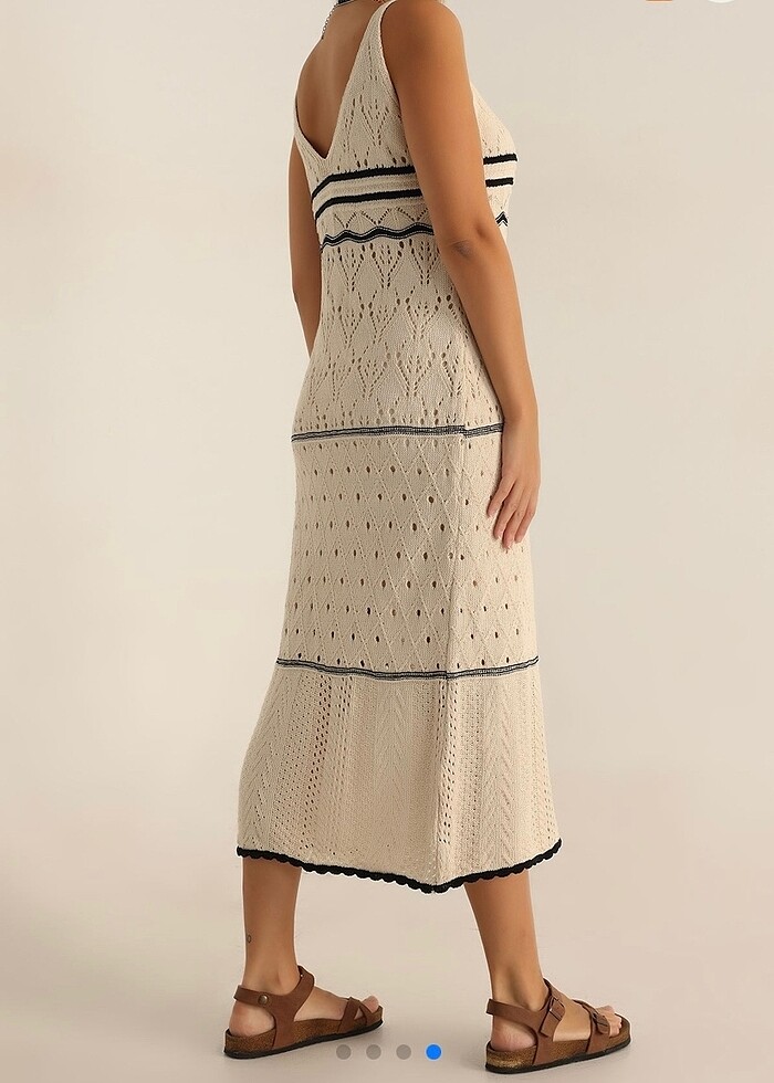 Triko astarlı elbise - Görsel 2