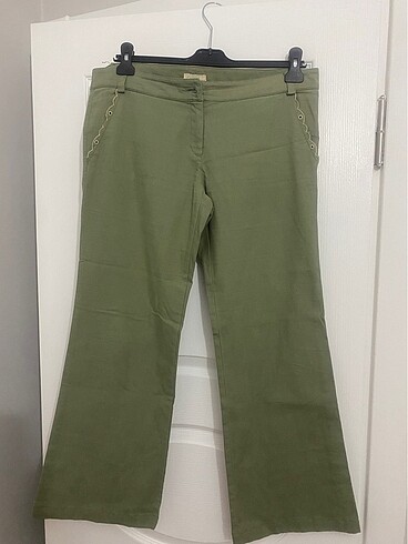 Yeşil boş paça pantolon