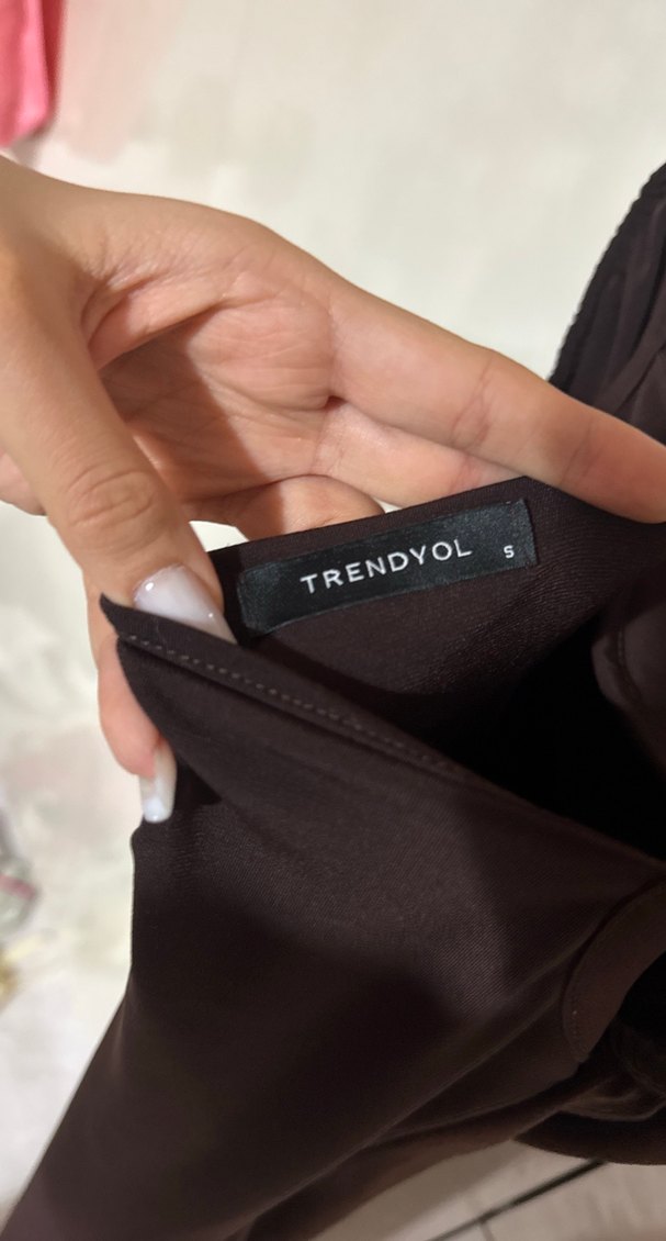 Kahverengi Drapeli Uzun Askılı Elbise - Görsel 4