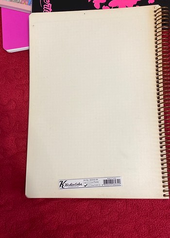 Mor Tüy Desenli Spiralli Defter - Görsel 4