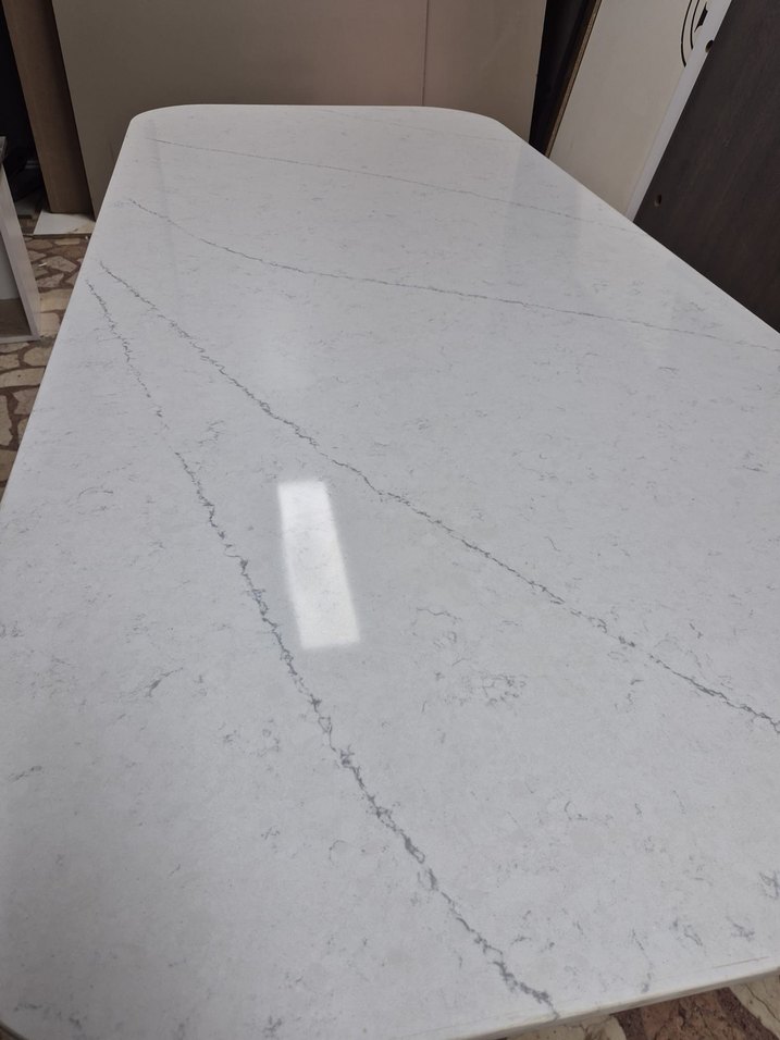 Beyaz Gri Mermer Desenli Modern Masa Örtüsü - Görsel 3