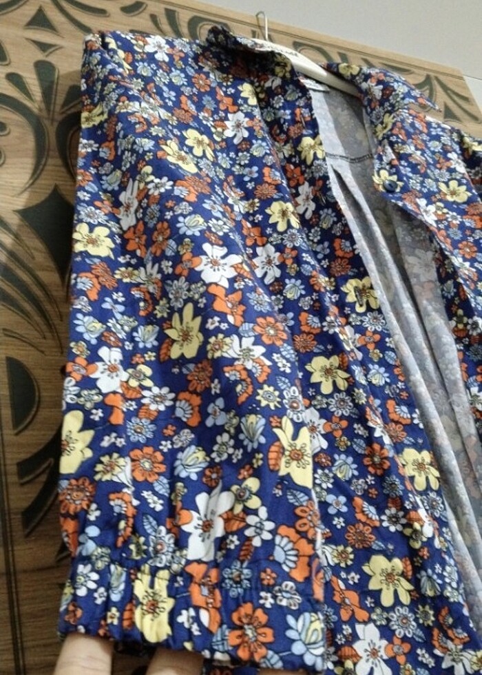 Temiz çok az giyilmiş gömlek - Görsel 5