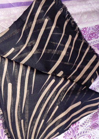 Kadın Siyah Pliseli Bohem eşarp - Görsel 2