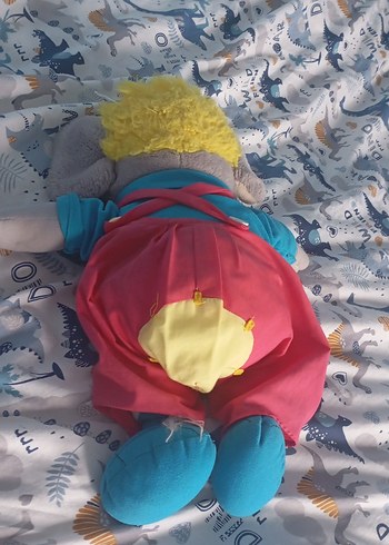 Renkli Giysili Gri Fil Peluş Oyuncak - Görsel 3