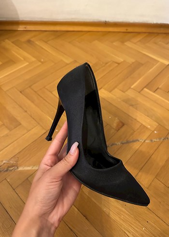 Kadın Siyah Stiletto Topuklu