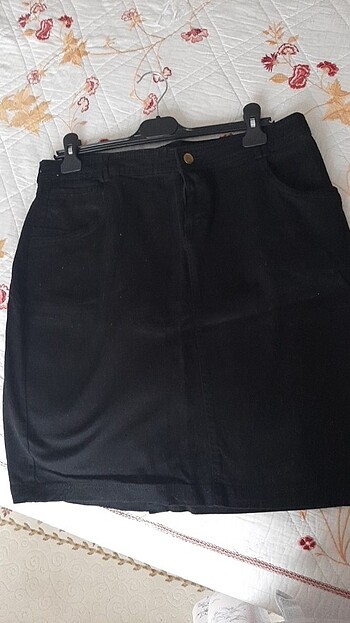 Siyah mini etek