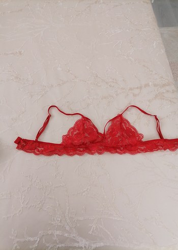 42 Beden kırmızı Renk Nakışlı Kırmızı Bohem Bralet