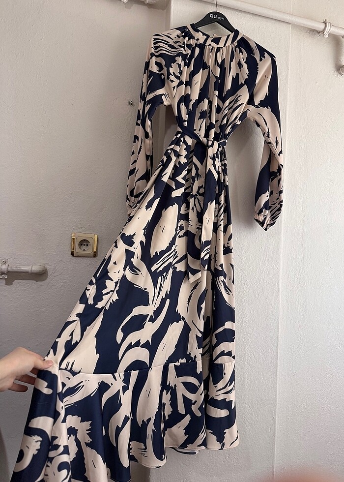 Saten Elbise - Görsel 2