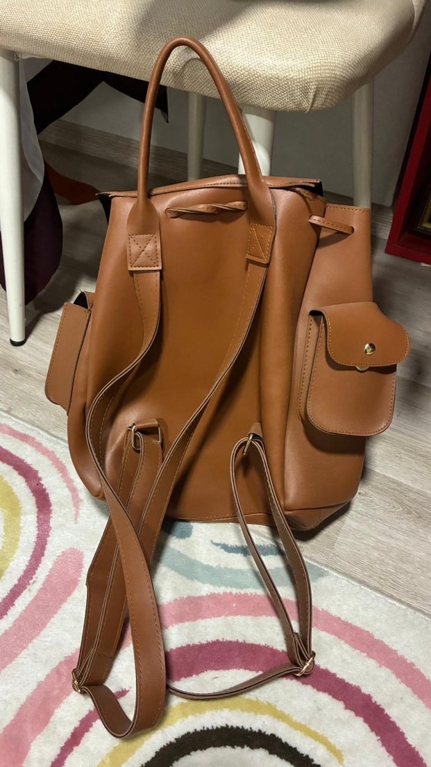 Deri Kadın Sırt Çantası - Görsel 2