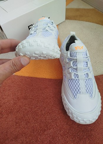 Rimex marka Beyaz Ruffle Detaylı Spor Ayakkabı - Görsel 4