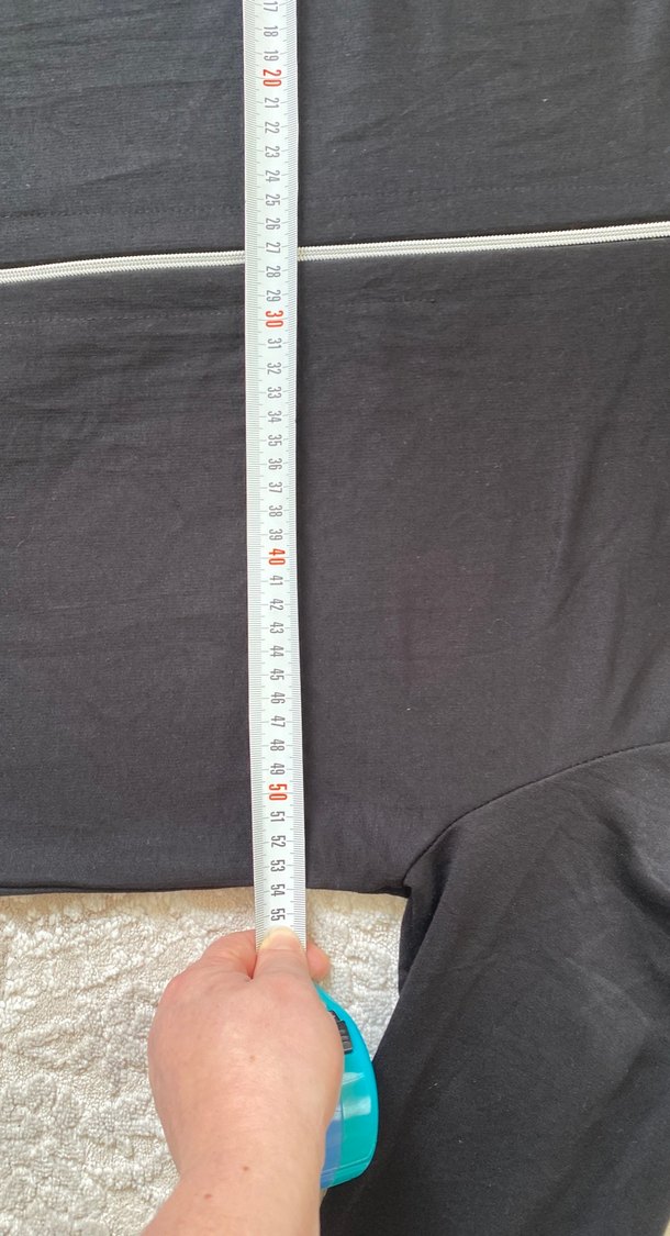 Kadın Siyah Uzun Fermuarlı Ceket 48 beden yazıyor. Ama M l uyuml - Görsel 5