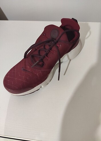 36 Beden Nike kız çocuk spor ayakkabı 