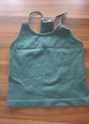 s Beden crop top 