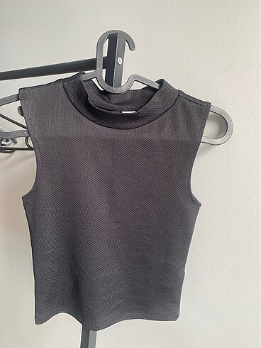 H&M Crop