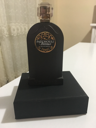 Molinard patchouli intense