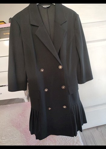 Düğmeli Siyah  Mini Elbise - Görsel 2