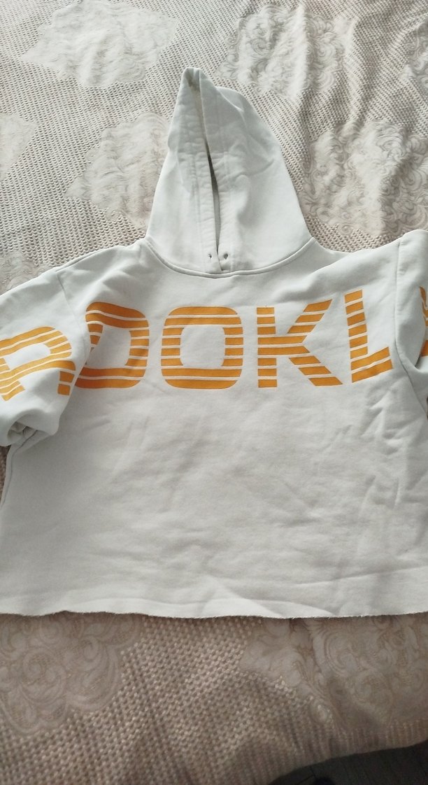 Kadın Beyaz Kapüşonlu Kolsuz Mini Sweatshirt - Görsel 2