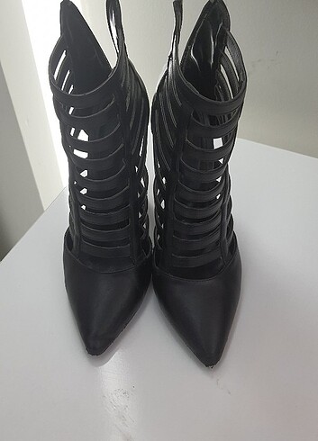37 Beden siyah Renk Stiletto 