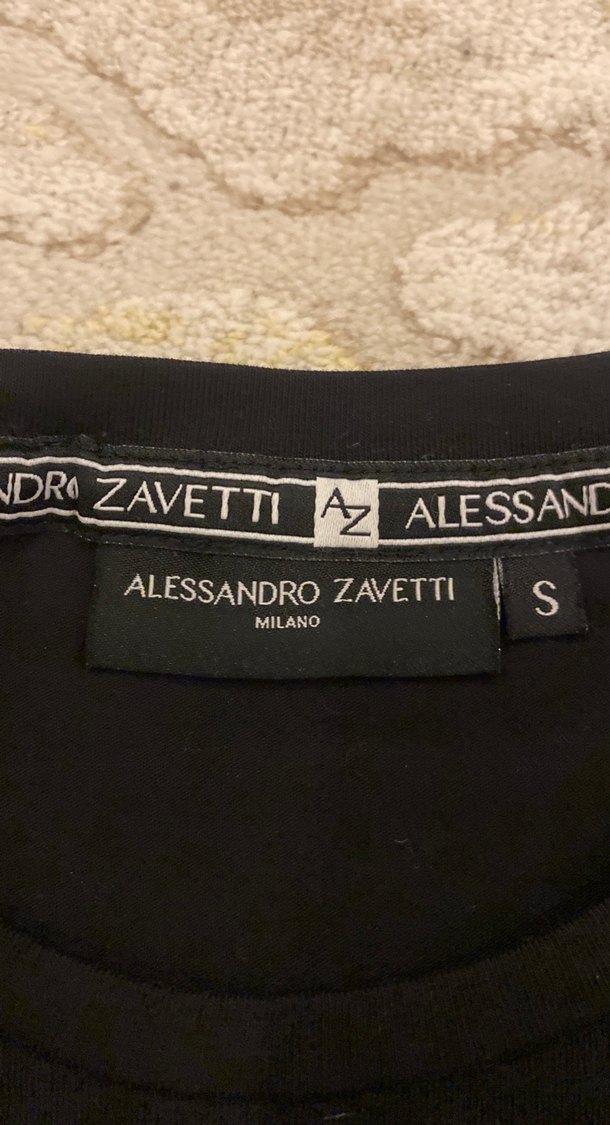 Alessandro Zimet Siyah İskorpit Baskılı Tişört — görsel 4/5