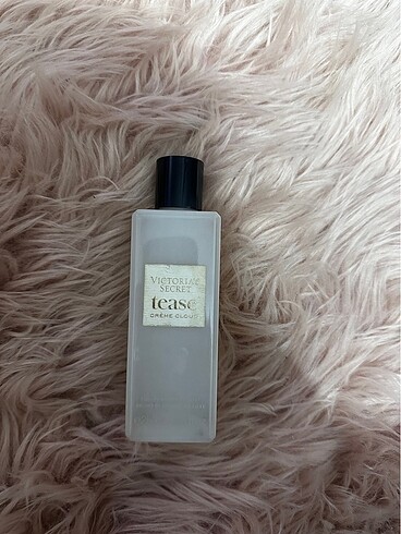 Victoria?s Secret Tease Creme Cloud