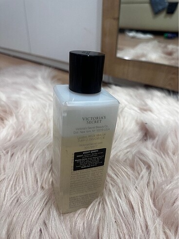 Beden Victoria?s Secret Tease Creme Cloud