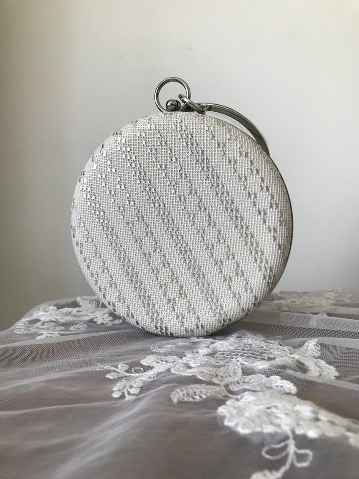 Beyaz  Kadın Portföy Telkırma Çanta - Görsel 4