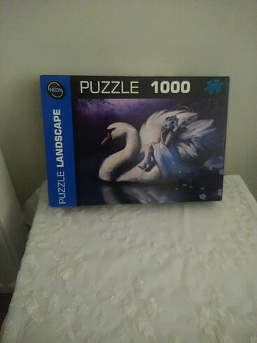 Neon Puzzle 1000 parça yapboz Kuğu Perisi