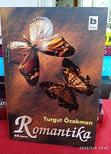 Romantika Turgut Özakman 