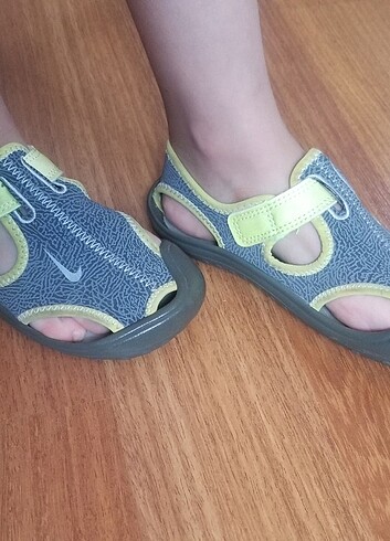 Nike çocuk sandalet