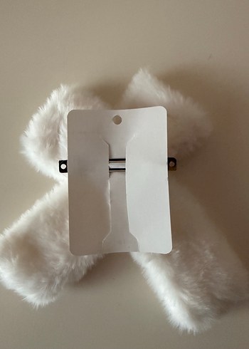 Beyaz Kürk Detaylı Kadın toka - Görsel 3