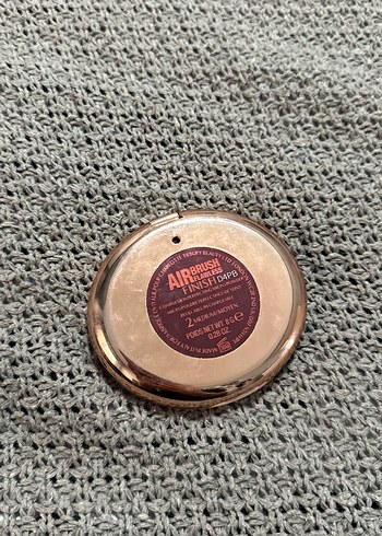  Beden charlotte tilbury pudra