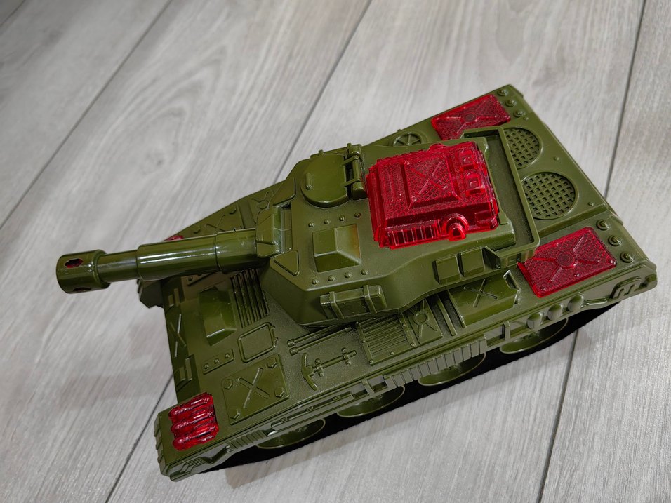 Renkli Yeşil Oyuncak Tank Araba - Görsel 4