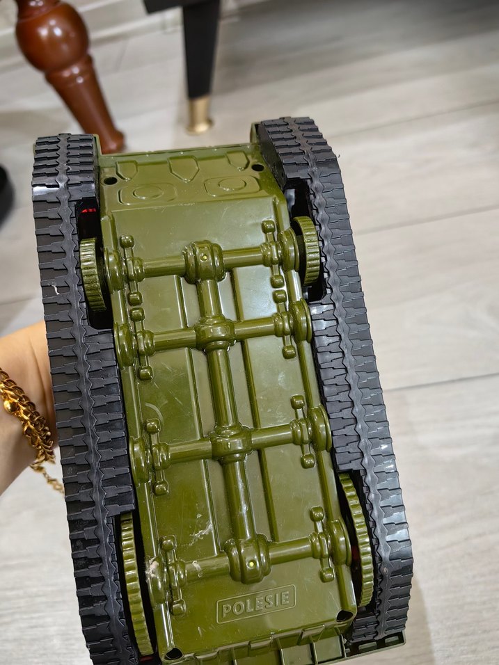 Renkli Yeşil Oyuncak Tank Araba - Görsel 3