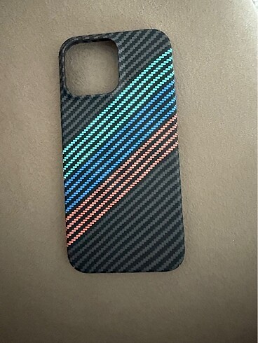 İPhone 16 pro max karbon kılıf - Görsel 3