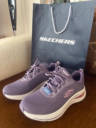 Skechers Ayakkabı