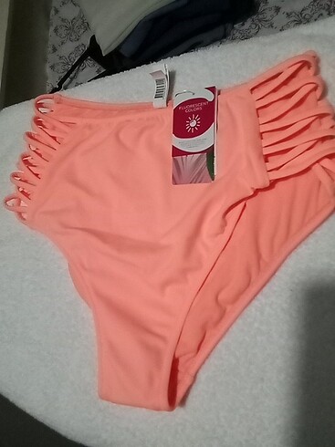 Penti bikini altı 