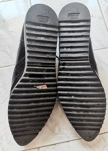 39 Beden siyah Renk Rugan ayakkabı