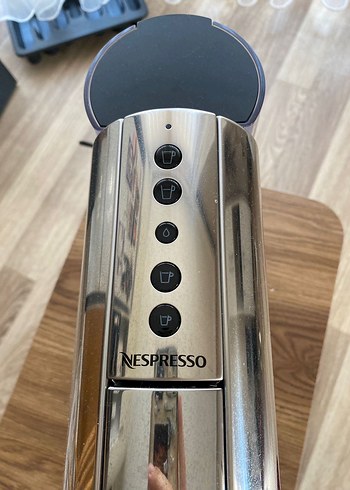 Gri-Bej Nespresso Kahve Makinesi - Görsel 2