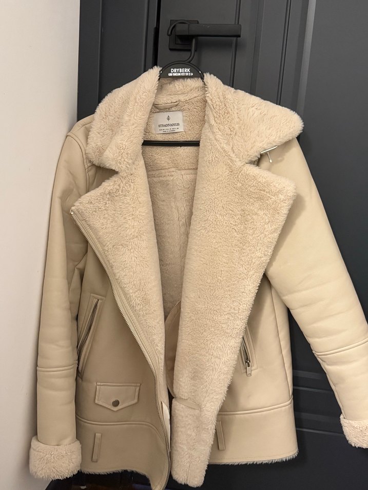 Bej Deri Kürklü Stradivarius mont kaban ceket - Görsel 2