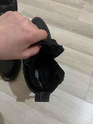39 Beden Shoes&More bot