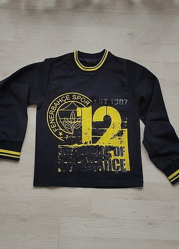 Erkek çocuk Sweatshirt. Fenerbahçe baskılı. 11-12 yaş