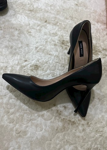 40 Beden siyah Renk Nine West Siyah Stiletto Topuklu Kadın Ayakkabı