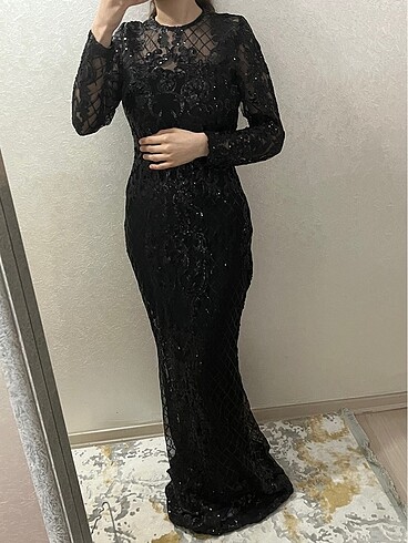 Kadın abiye