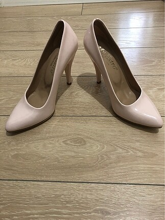 Stiletto ayakkabı
