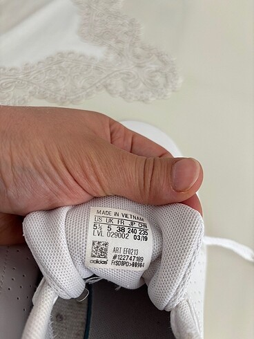 38 Beden beyaz Renk Orijinal Adidas Advantage Kadın Ayakkabı